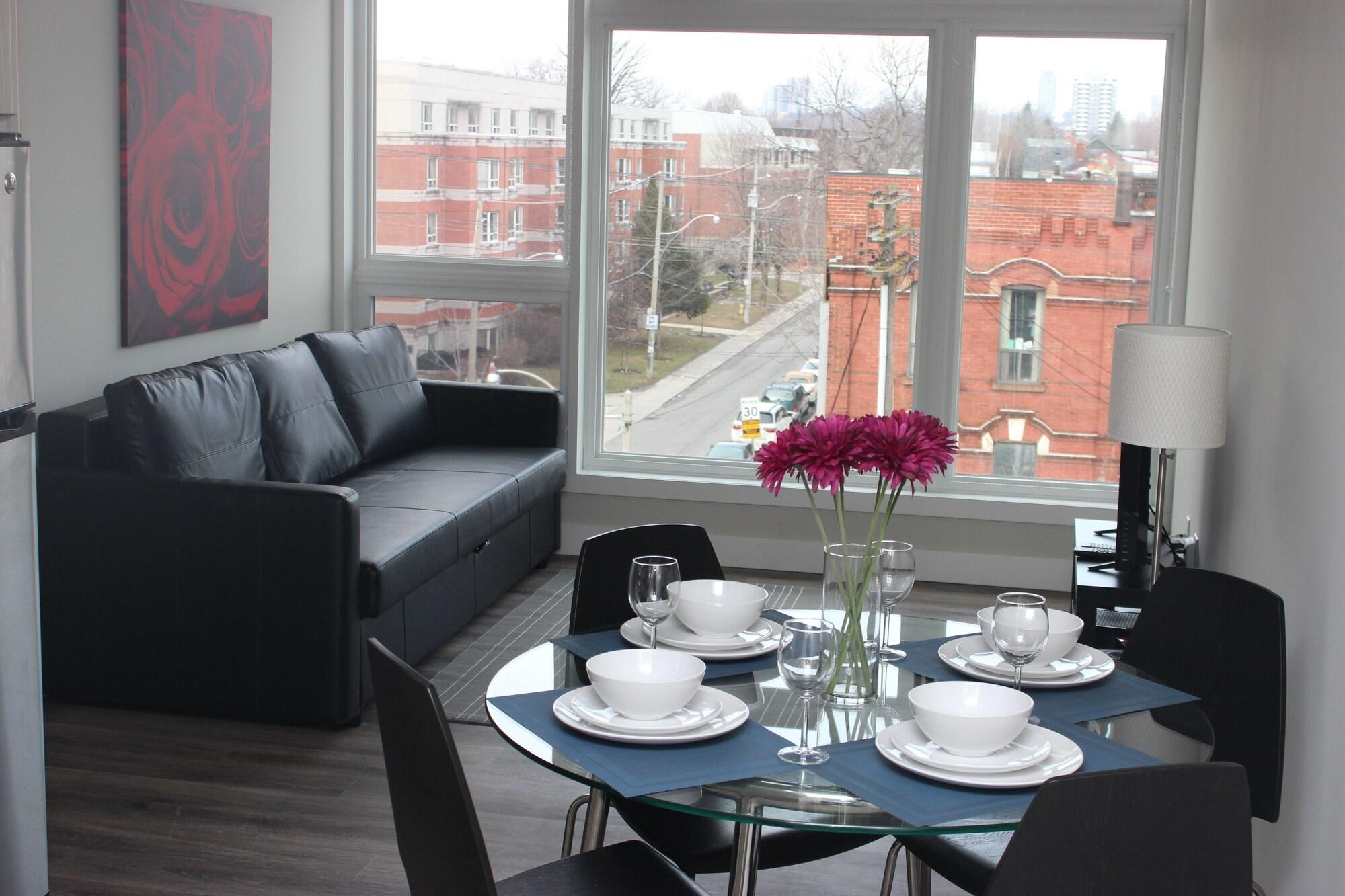 Atlas Suites- Furnished Apartments-College Street, Toronto Buitenkant foto