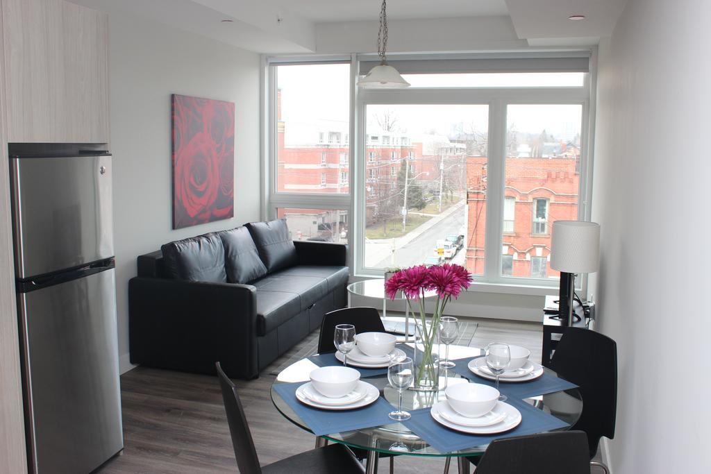 Atlas Suites- Furnished Apartments-College Street, Toronto Buitenkant foto