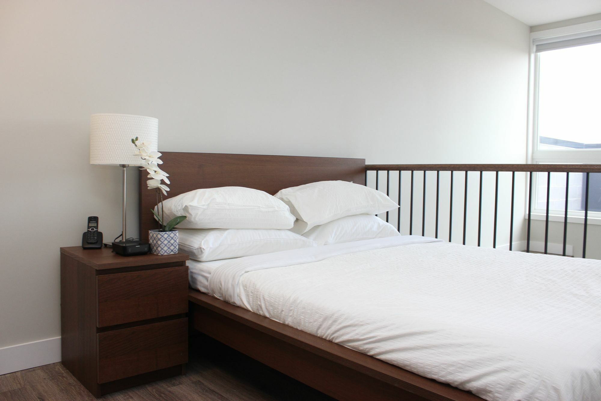 Atlas Suites- Furnished Apartments-College Street, Toronto Buitenkant foto
